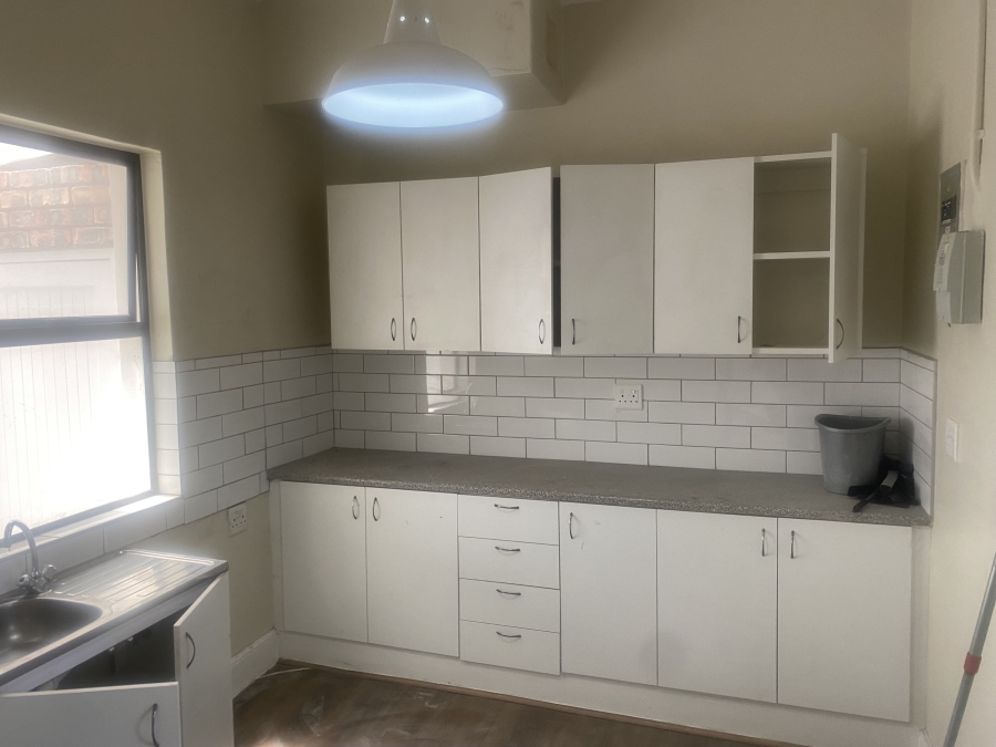 3 Bedroom Property for Sale in Zonnebloem Western Cape